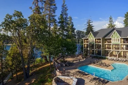 Star Lake Inn