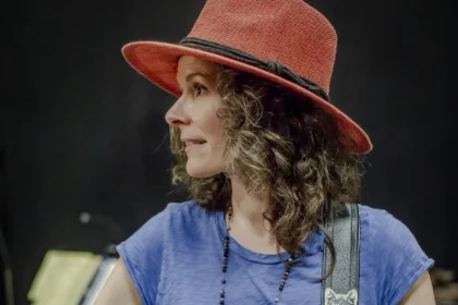 Edie Brakel: Emerging Persona, Digital Identity & Potential Pathways