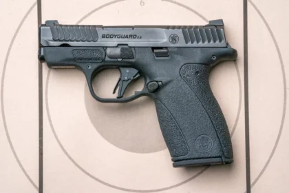 Smith and Wesson Bodyguard 2.0 Holster