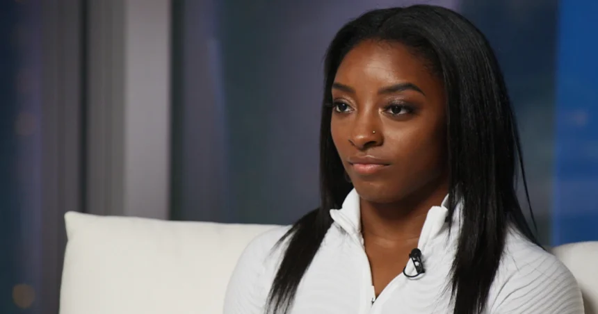 Simone Biles Calls Patrick Mahomes A 'Miracle Worker'.