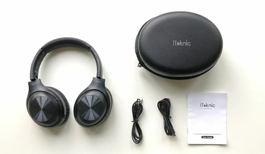 iTeknic IK-BH002 Noise Cancelling Headphones vs E11 Noise Cancelling Headphones