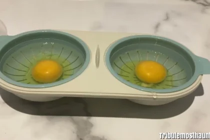 Poached Eggs in Microwave Egg Poacher