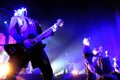 Ghost Band Pinicle To The Pit Mv